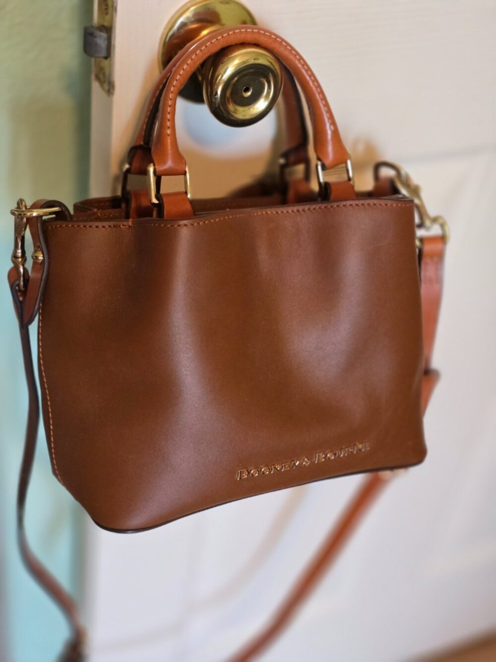 Dooney & Bourke Small Leather Barlow - Picture 12 of 14